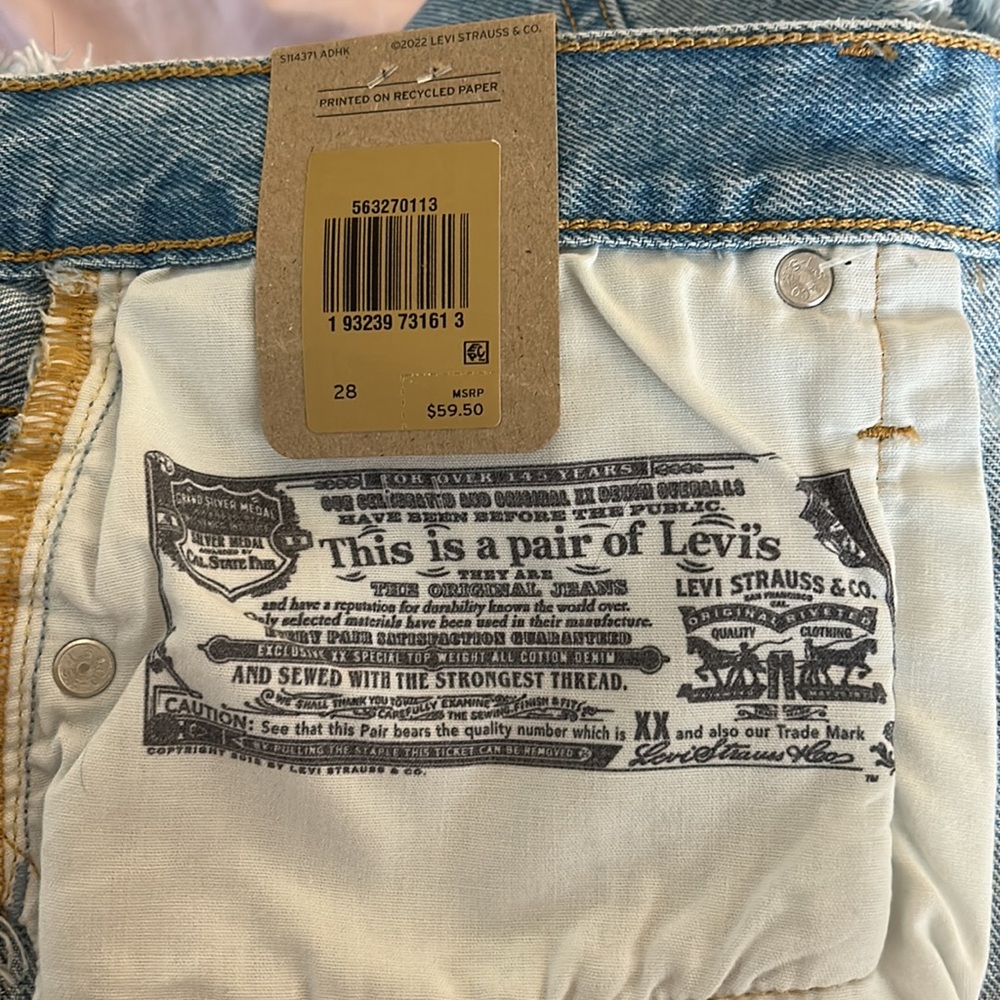 Levi’s shorts - Picture 4 of 4